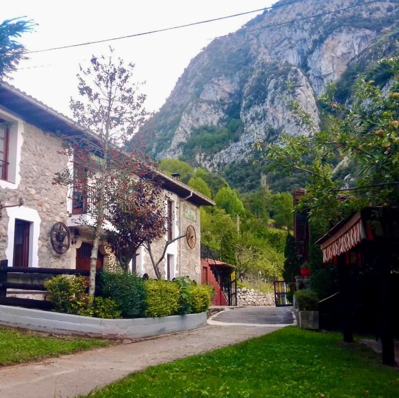 Albergue La Hermida Bagian luar foto