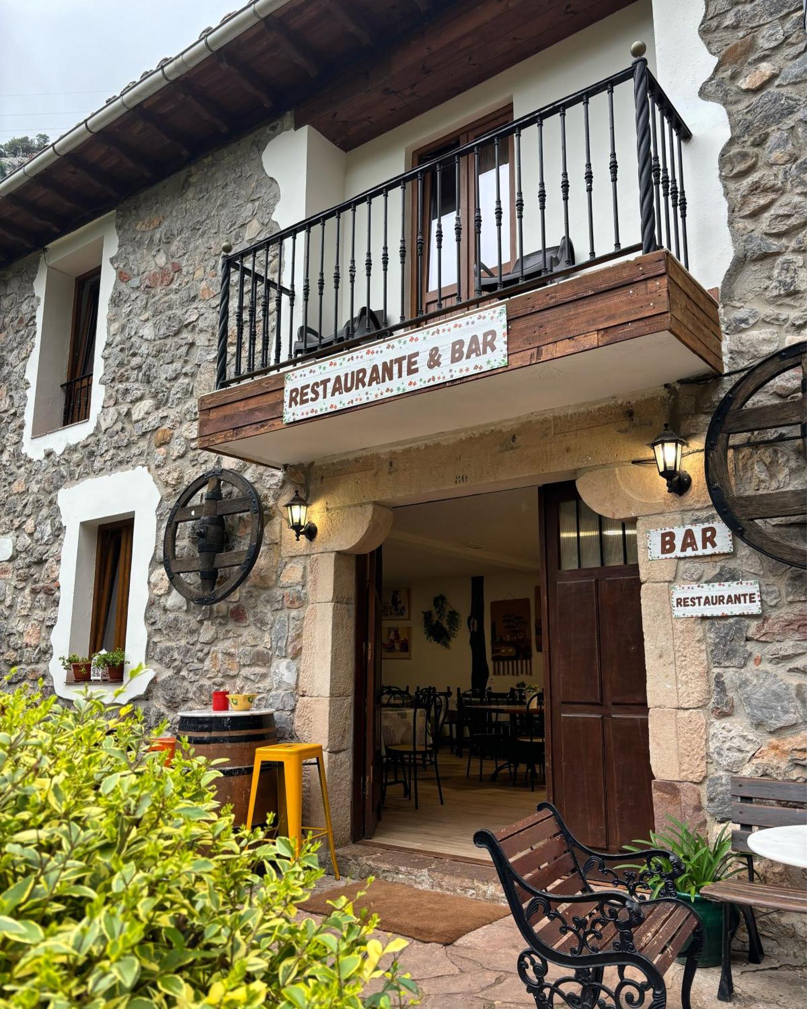 Albergue La Hermida Bagian luar foto